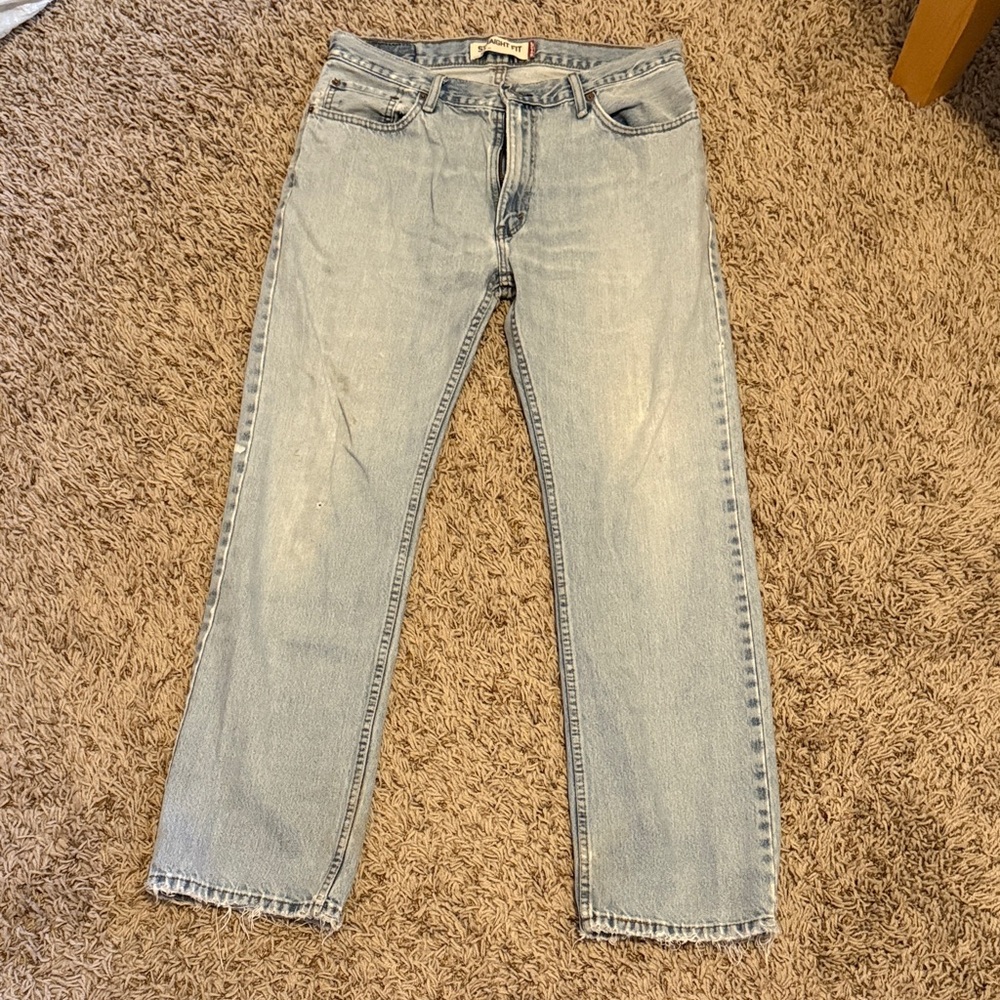 Levi's Light Wash Straight Jeans